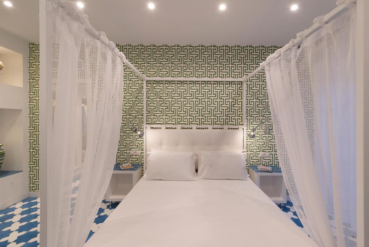 Luxury&Romantic Apartment With Balcony In 소렌토 외부 사진